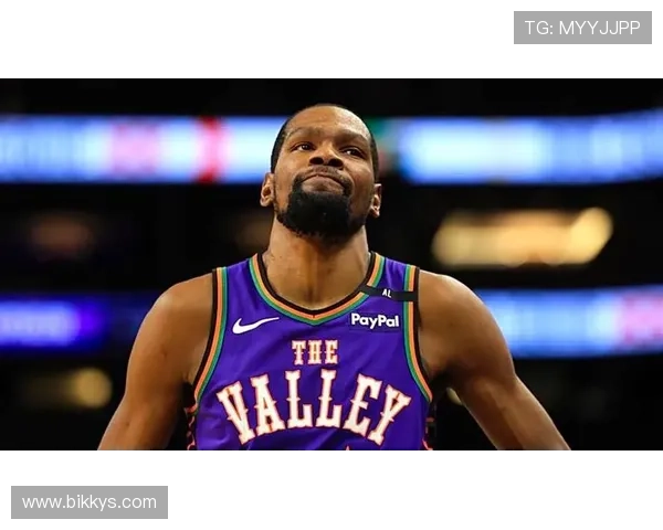 杜兰特在进攻组织端表现获专家一致认可并引领球队稳步前行的新势