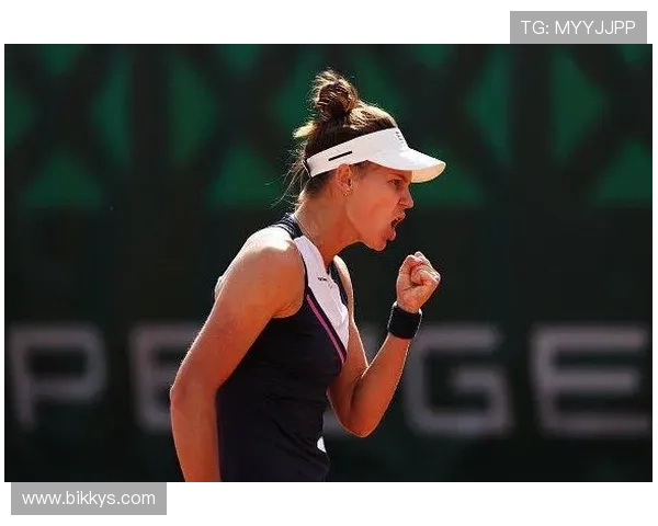 库德梅托娃姐妹草地再度交锋姐姐两盘63笑到最后强势取胜续写家族对决